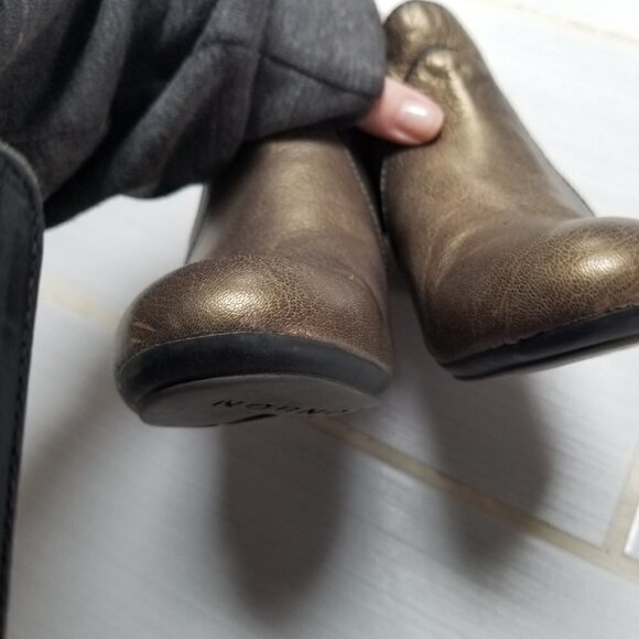 FLY London Bronze Kitten Heel  Ankle Booties Victorian 38 - Picture 10 of 10